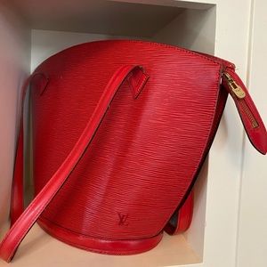 Louis Vuitton vintage Epi handbag